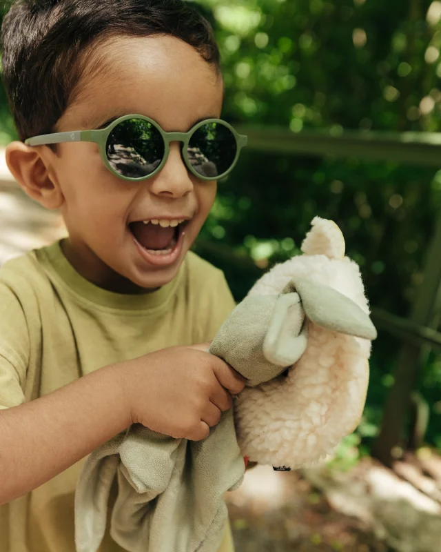 Les nouveautés @julbo_eyewear sont arrivées chez Lunère à #Reims!

Pour enfants ou pour adultes, il y a toujours un modèle pour accompagner vos sorties 🍀☀️

#lunere #opticienindependant #opticienreims #appartementdoptique